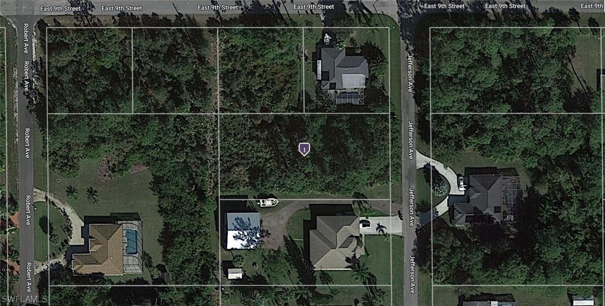 821 Jefferson Ave., Lehigh Acres, FL 33936