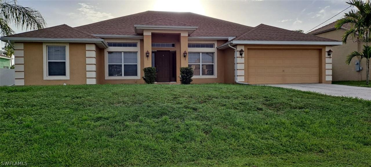 2708 NW 45th Pl., Cape Coral, FL 33993