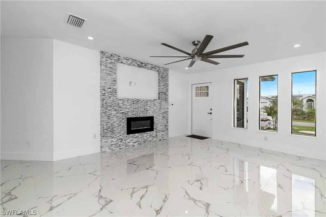 1402 NE 11th Ter., Cape Coral, FL 33909