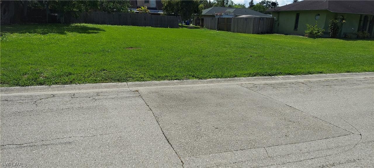809 Zana Dr., Fort Myers, FL 33905