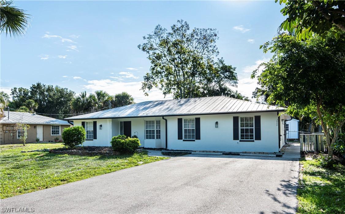 3047 Gordon St., Naples, FL 34112