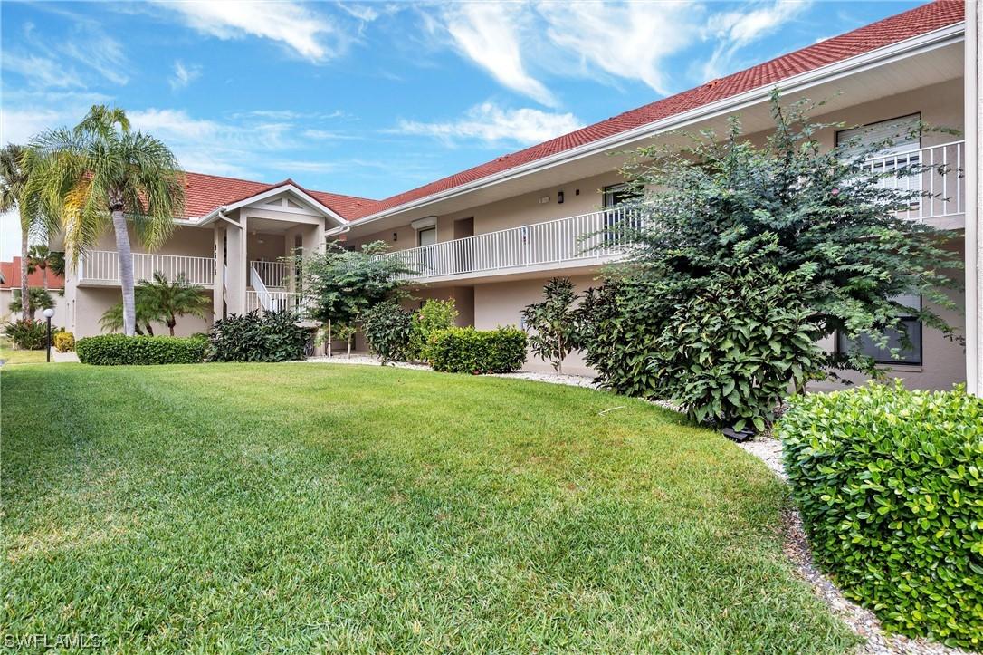 9635 Eaton Gardens Ln. #204, Fort Myers, FL 33919