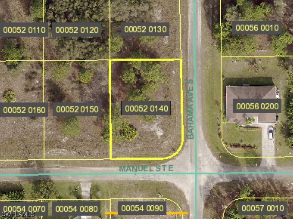 731 Manuel St., Lehigh Acres, FL 33974