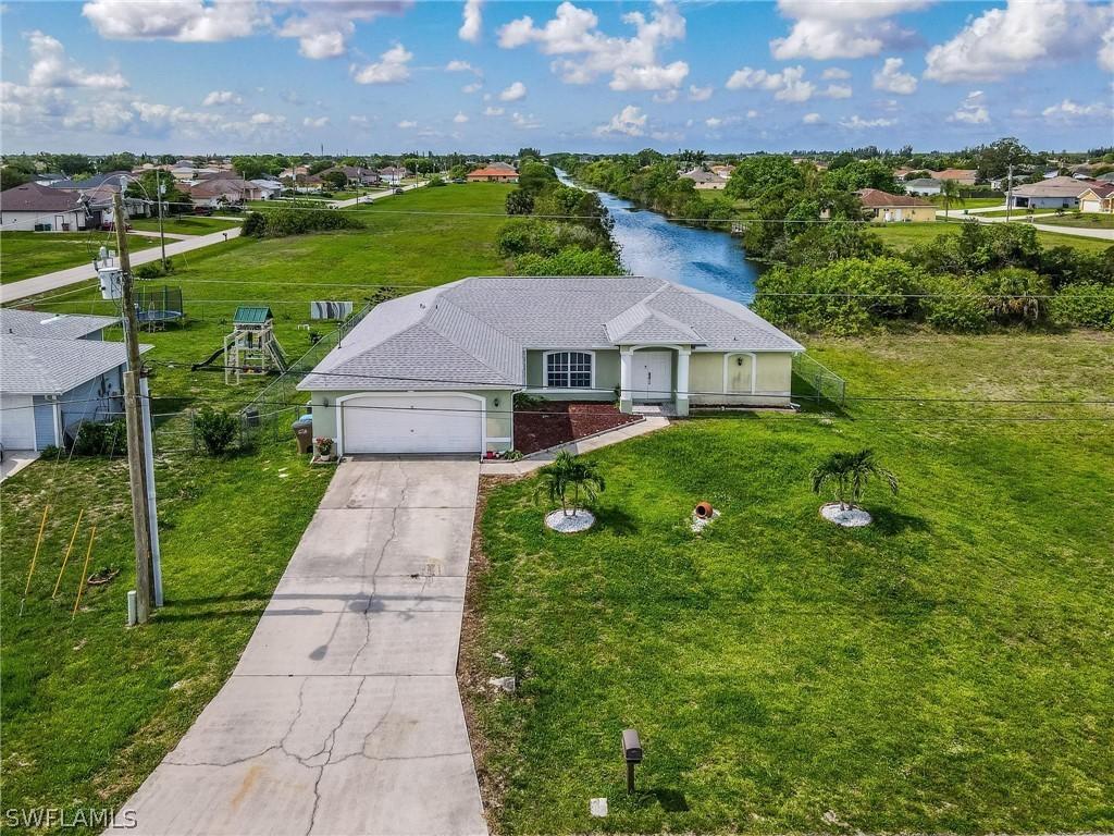 530 NE 15th Ter., Cape Coral, FL 33909