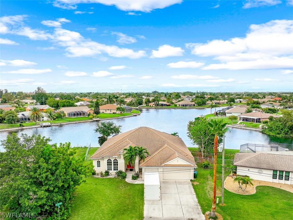118 NE 21st Ave., Cape Coral, FL 33909