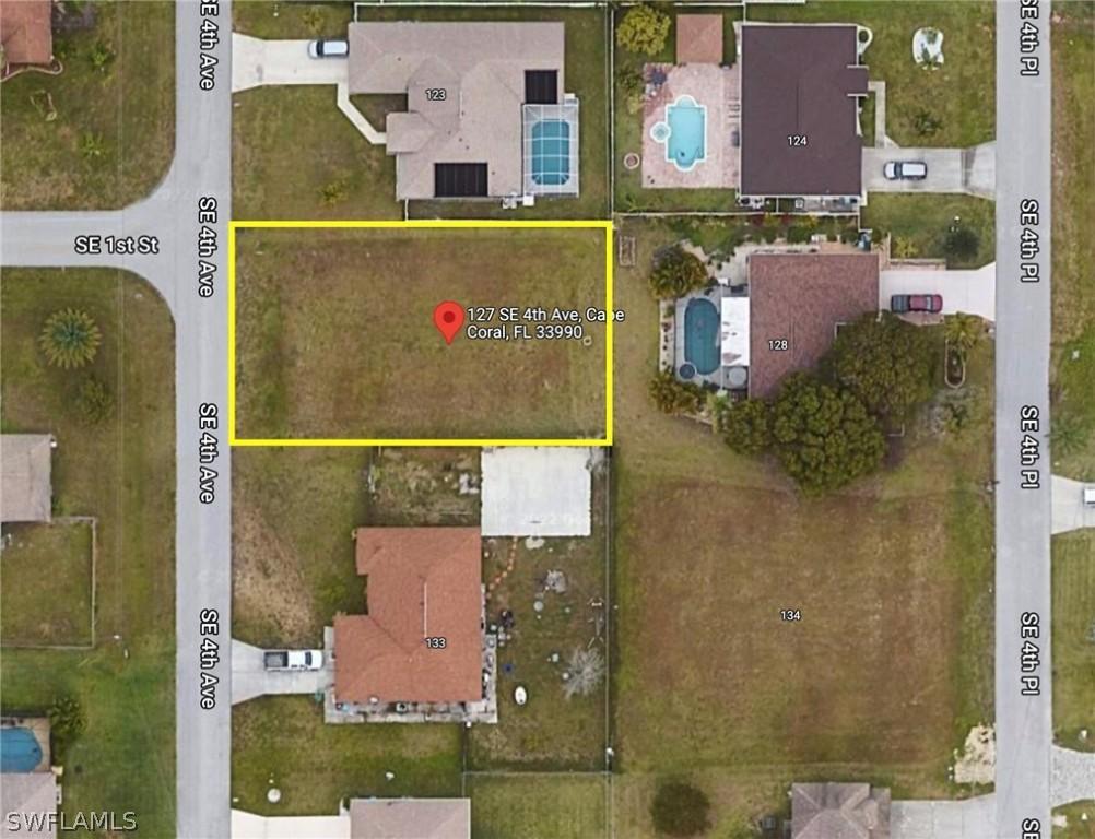 127 SE 4th Ave., Cape Coral, FL 33990