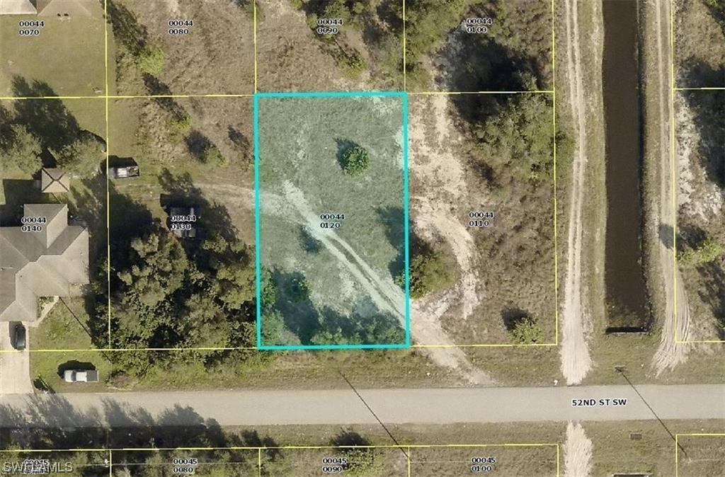 2602 52nd St., Lehigh Acres, FL 33976