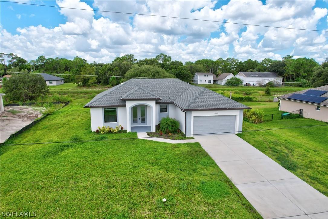2205 Tena Ave., Lehigh Acres, FL 33971