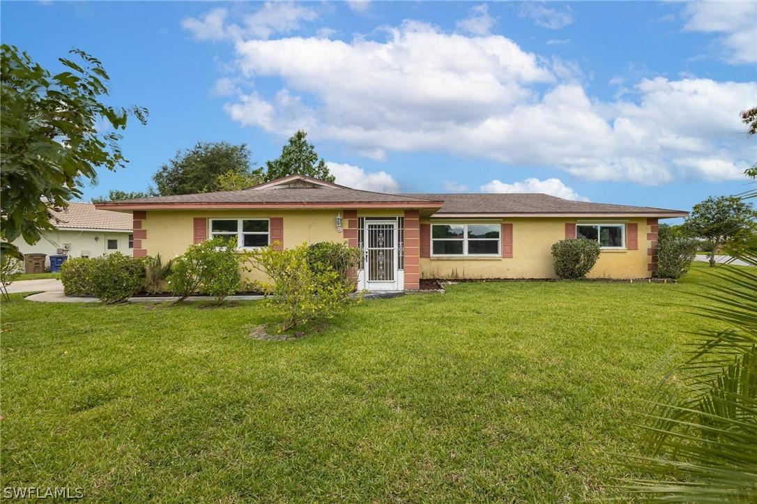 202 Richmond Ave., Lehigh Acres, FL 33936