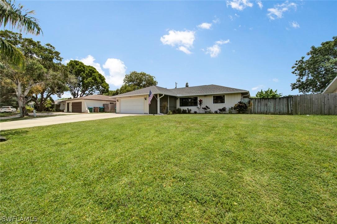 2124 SE 3rd Ter., Cape Coral, FL 33990