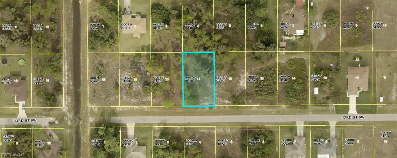 2712 43rd St., Lehigh Acres, FL 33976