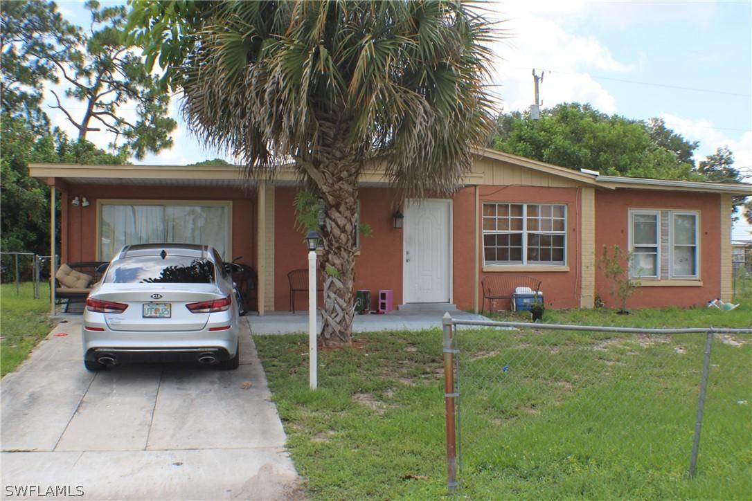 22 Abaco St., Lehigh Acres, FL 33936