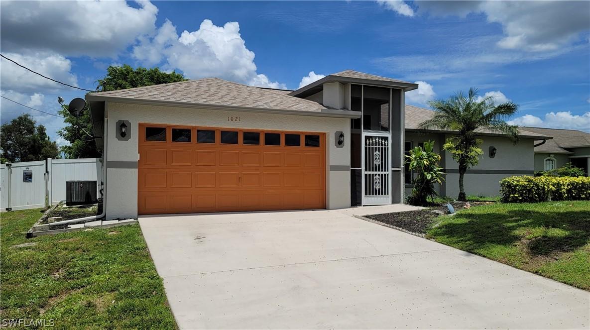 1021 Alvin Ave., Lehigh Acres, FL 33971