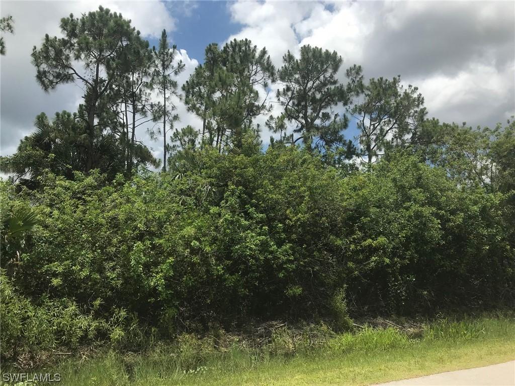 39th Ave., Naples, FL 34120