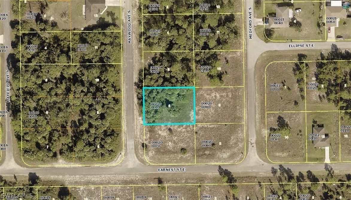 917 Maywood Ave., Lehigh Acres, FL 33974