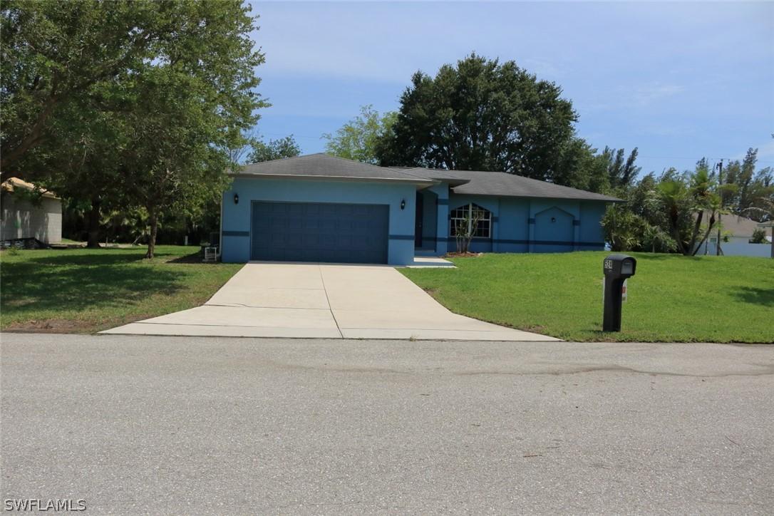 524 SW 25th Ln., Cape Coral, FL 33914