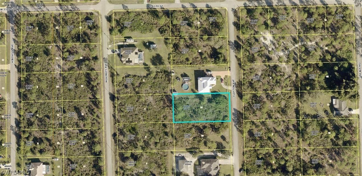 1017 Clayton Ave., Lehigh Acres, FL 33972