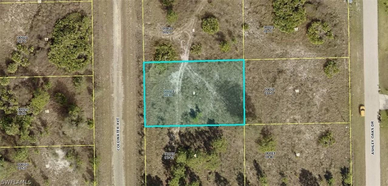 813 Coldwater Ave., Lehigh Acres, FL 33974