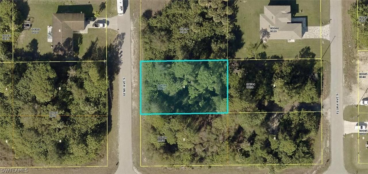 53 Gene Ave., Lehigh Acres, FL 33976
