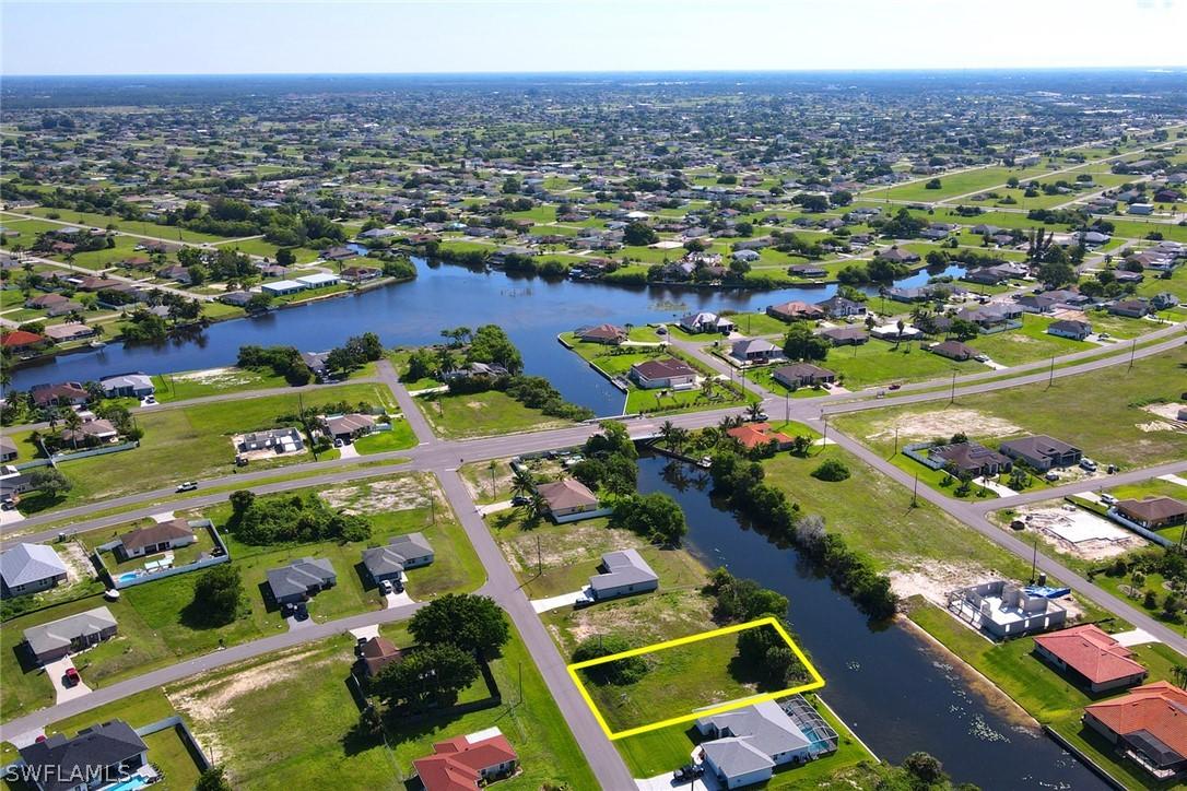 705 NE 5th Ave., Cape Coral, FL 33909