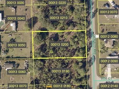 915 Gerald Ave., Lehigh Acres, FL 33936