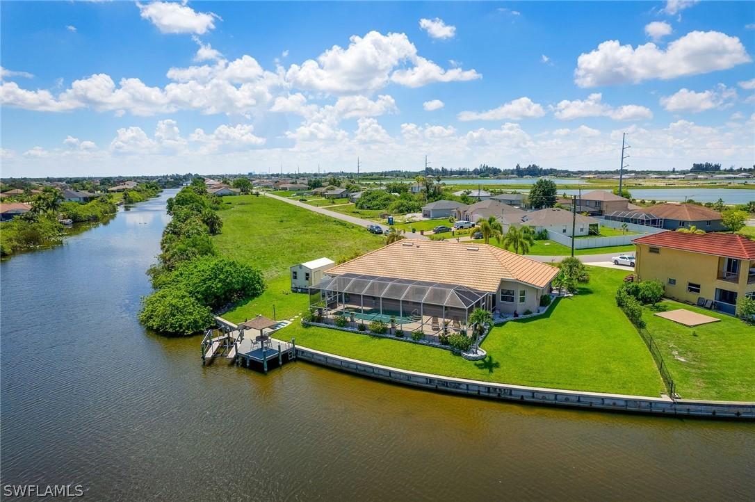 814 NW 11th Pl., Cape Coral, FL 33993