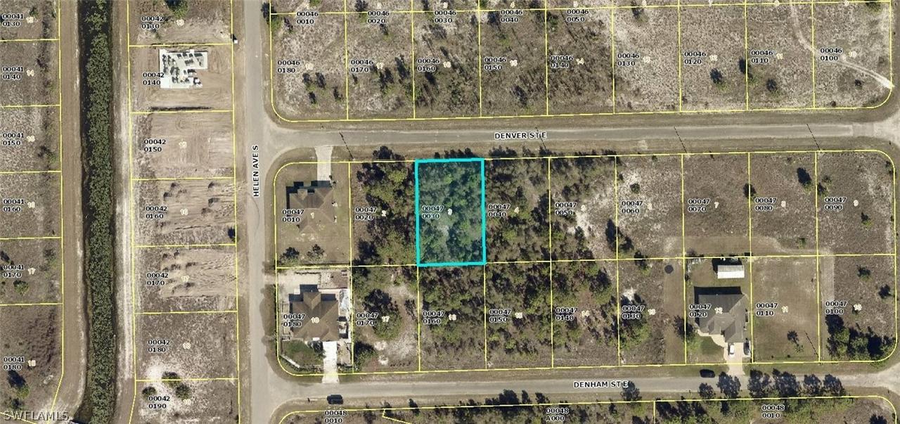 1242 Denver St., Lehigh Acres, FL 33974