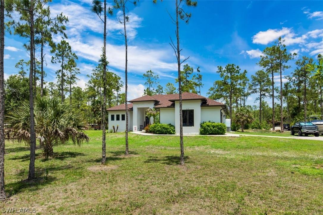 3529 6th Ave., Naples, FL 34120