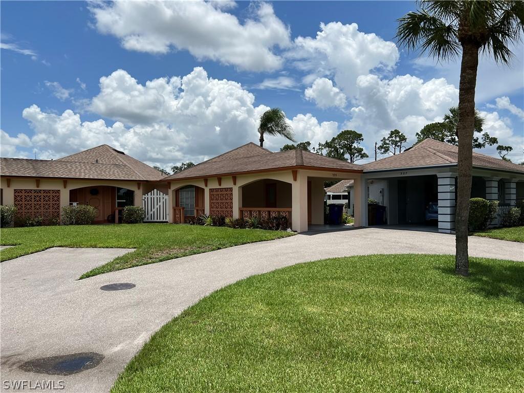 325 Dania St., Lehigh Acres, FL 33936