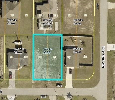 305 NW 20th Ter., Cape Coral, FL 33993