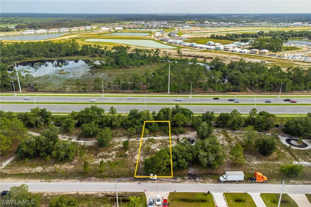 954 Meadow Rd., Lehigh Acres, FL 33973