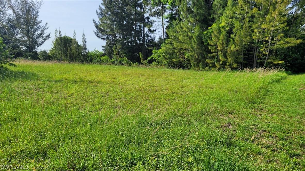 420 NE 20th St., Cape Coral, FL 33909