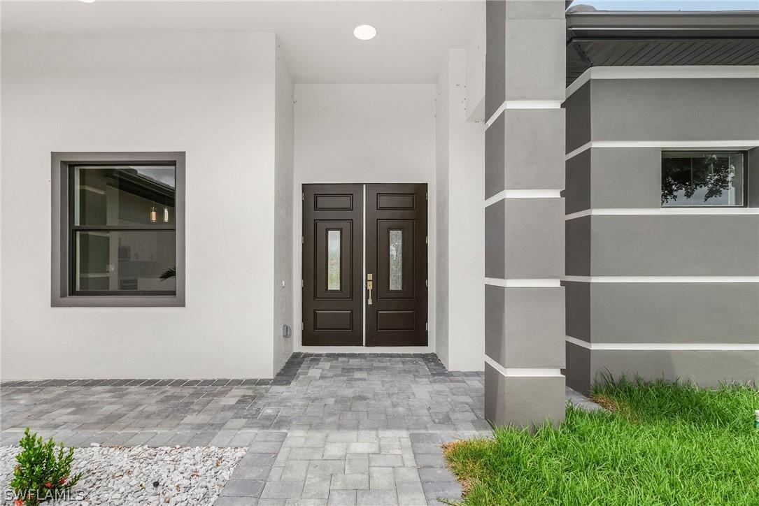 707 NW 1st St., Cape Coral, FL 33993