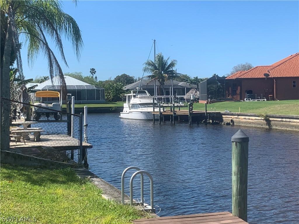 1410 SE 23rd Pl., Cape Coral, FL 33990