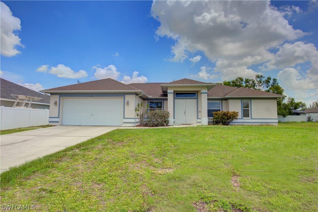 615 SW 27th Ter., Cape Coral, FL 33914