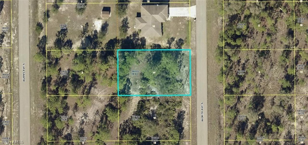 712 Worth Ave., Lehigh Acres, FL 33974