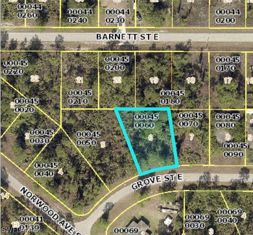 1047 Grove St., Lehigh Acres, FL 33974