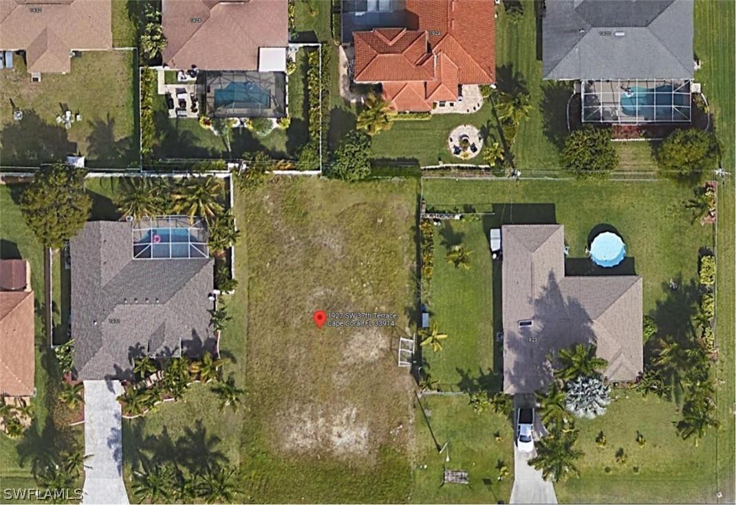 1927 SW 37th Ter., Cape Coral, FL 33914