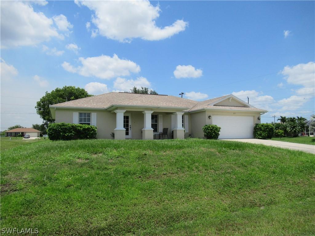 225 NE 23rd Ter., Cape Coral, FL 33909