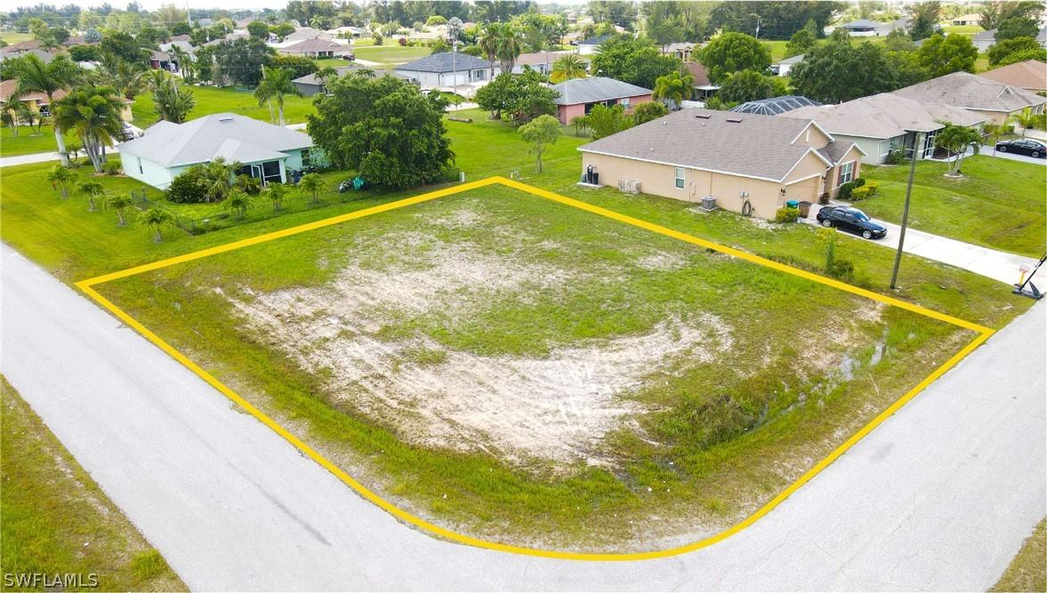 1241 NW 26th Pl., Cape Coral, FL 33993