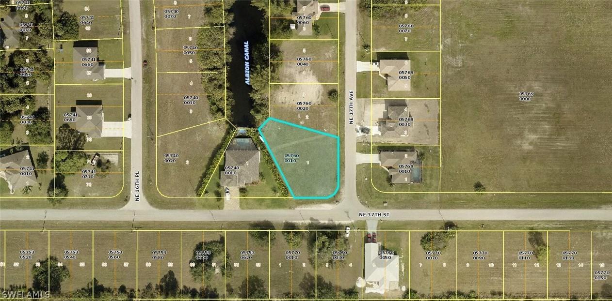 1633 NE 37th St., Cape Coral, FL 33909