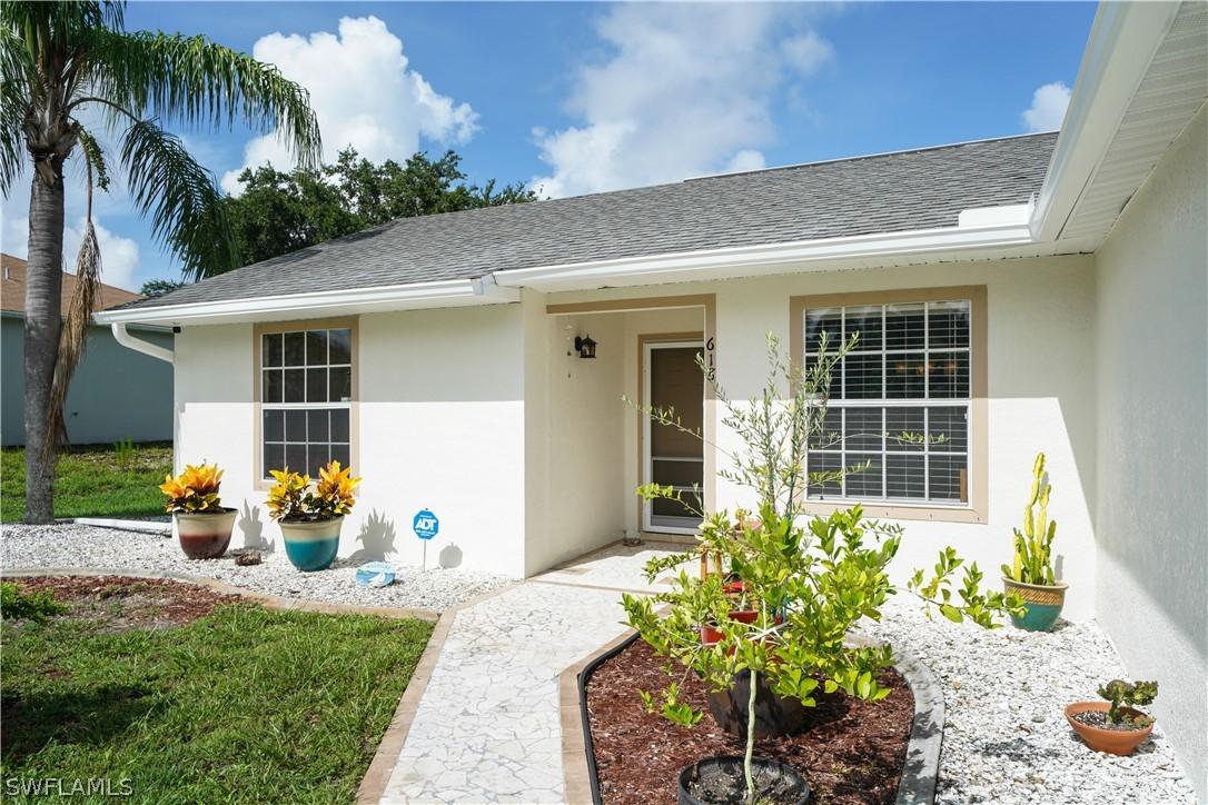 618 SW 11th Ave., Cape Coral, FL 33991