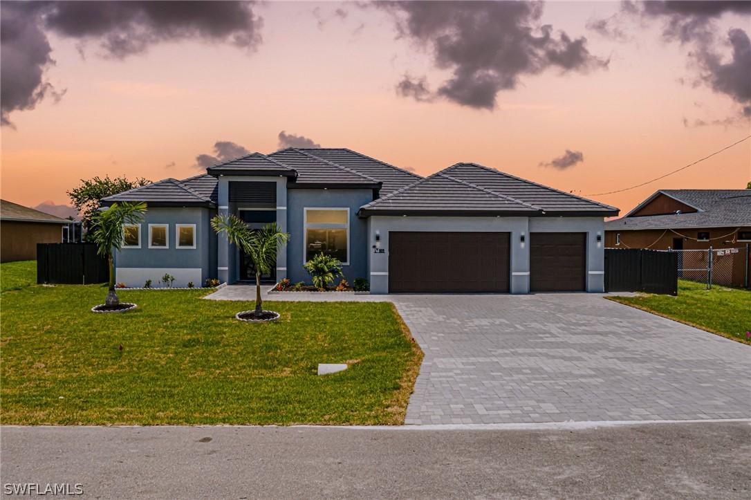 809 NW 3rd Pl., Cape Coral, FL 33993