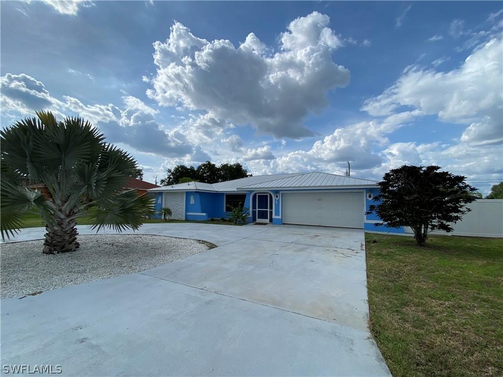 619 SE 3rd St., Cape Coral, FL 33990