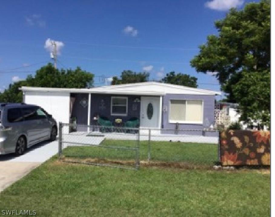 103 Alabama Rd., Lehigh Acres, FL 33936