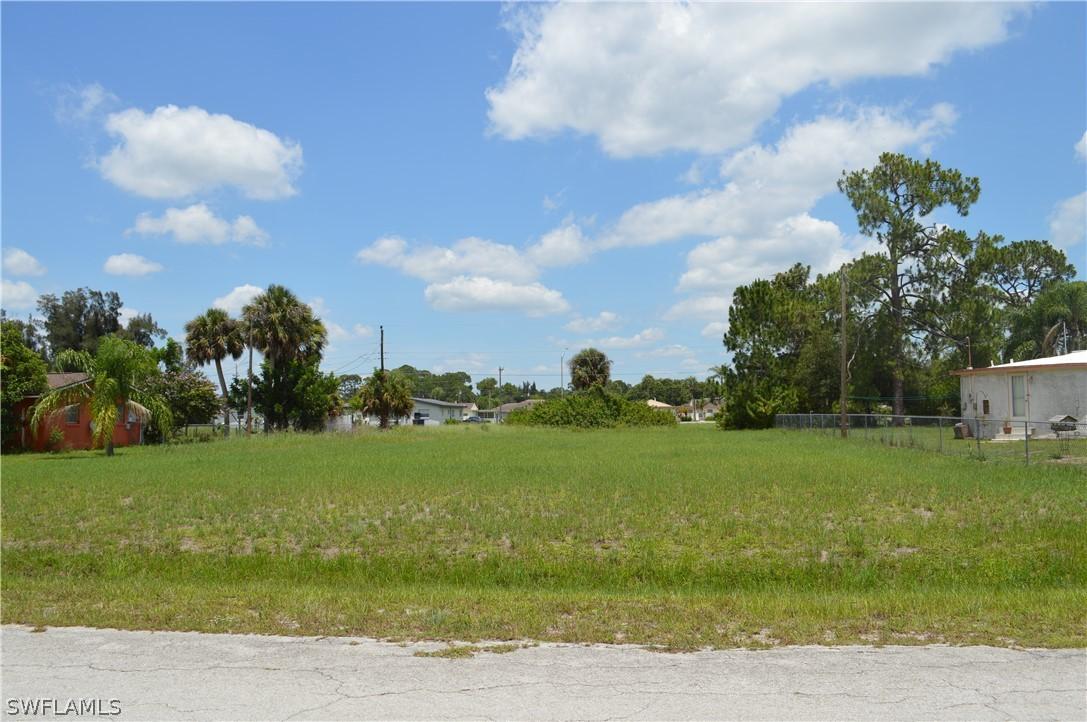 750 Gerald Ave., Lehigh Acres, FL 33936