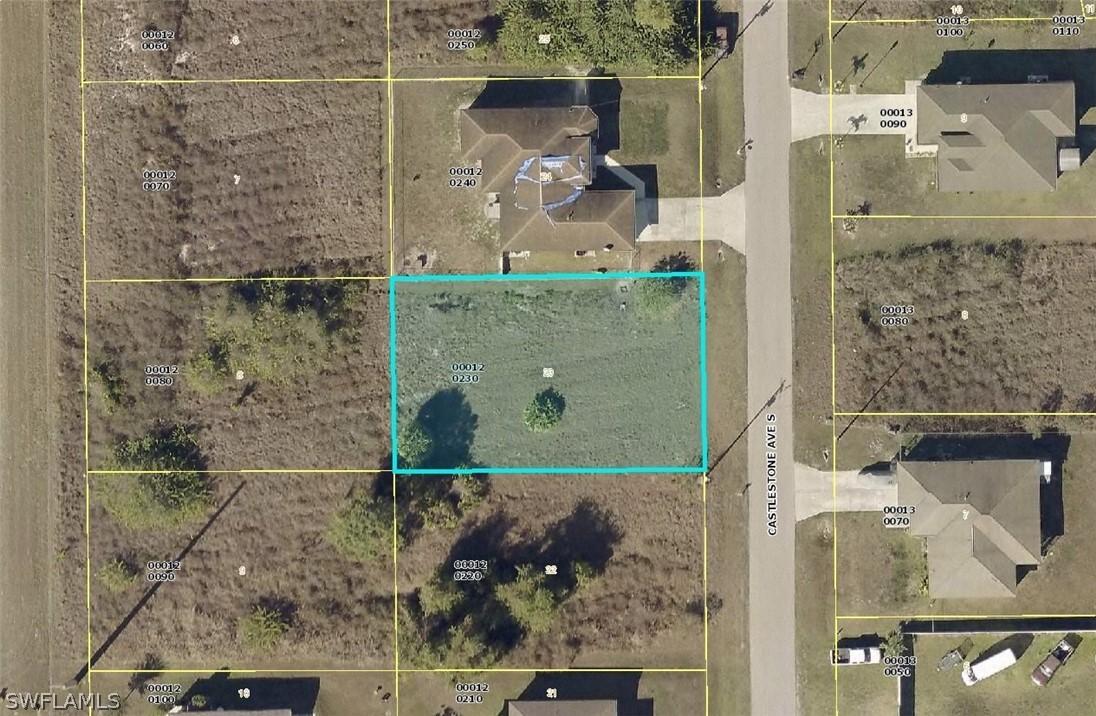 720 Castlestone Ave., Lehigh Acres, FL 33974