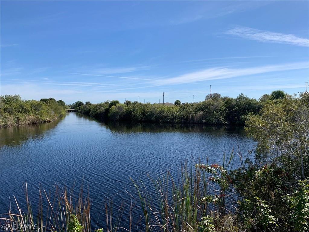 3927 NW 38th Ave., Cape Coral, FL 33993