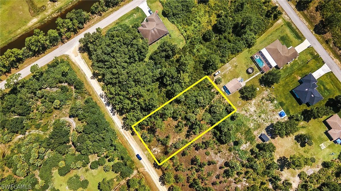 805 Eighth Ave., Lehigh Acres, FL 33972