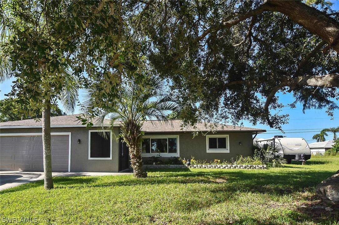 232 SE 25th Ter., Cape Coral, FL 33904